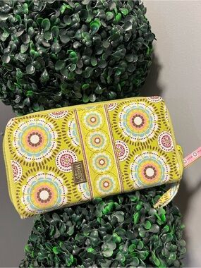 Vera Bradley Lime Floral Zip Wallet New